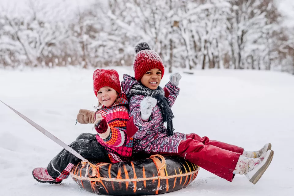 WEB-Winter-Tubing