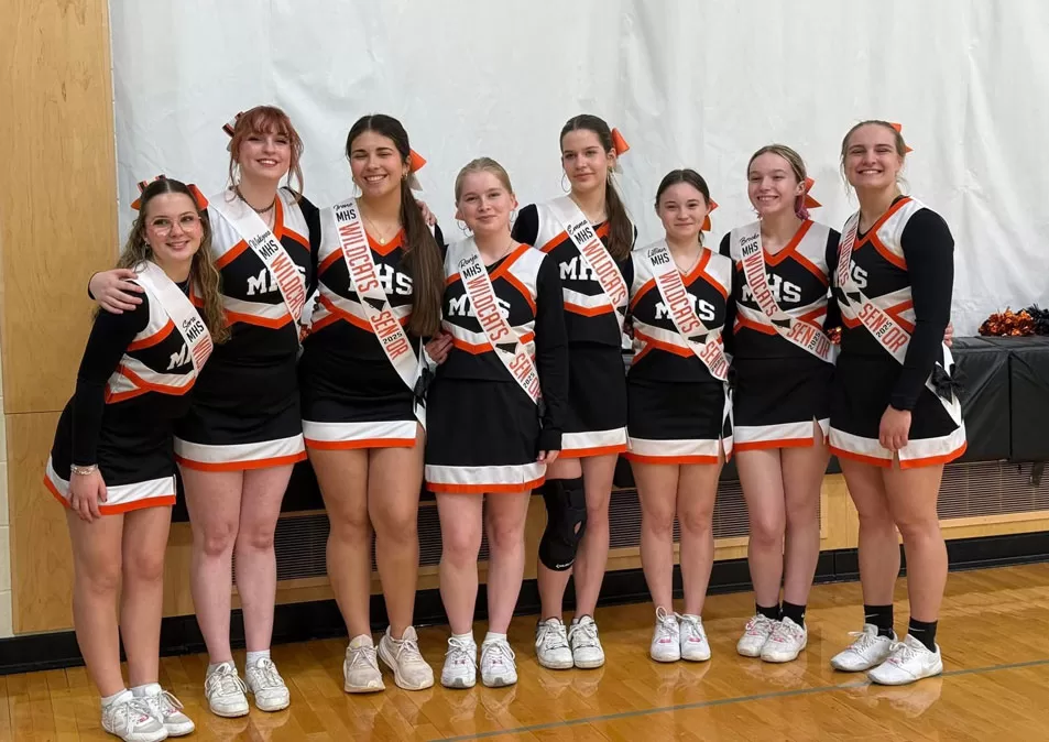 WEB-MHS-Senior-Cheerleaders