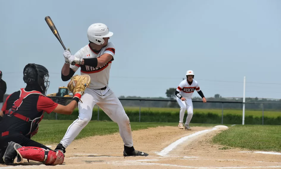 WEB-Brock-Batting-Chiefs-MN