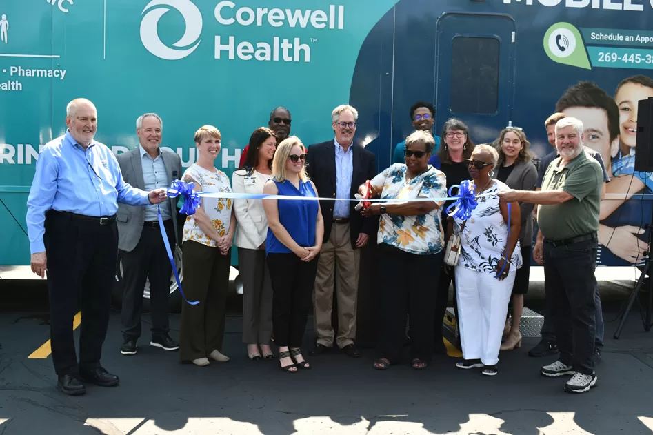 WEB-Cass-Family-Clinic-Mobile-Health-Clinic-Ribbon-Cutting-1