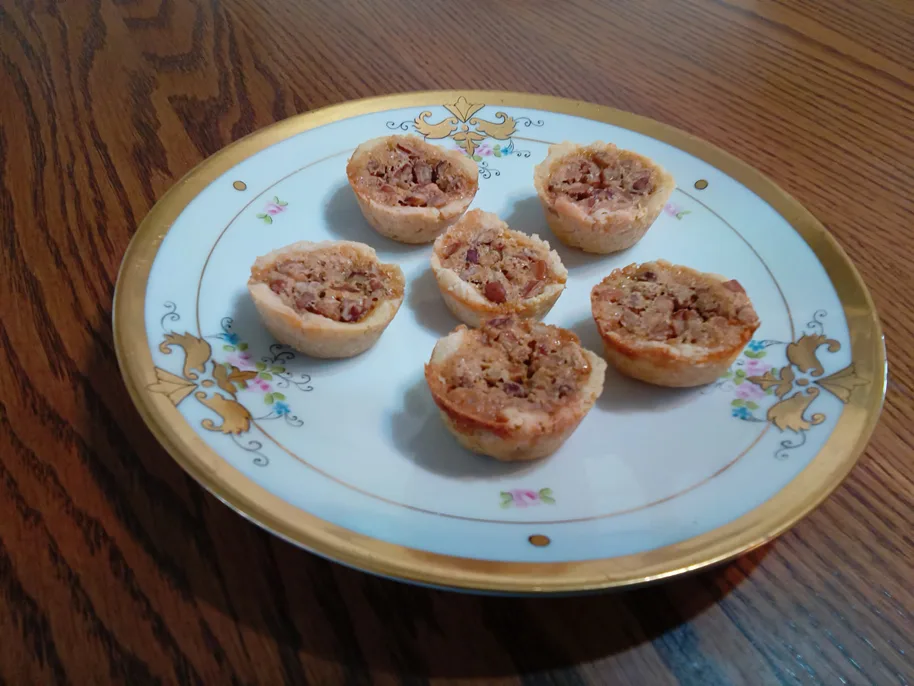 WEB-Bits-Pecan-Pies